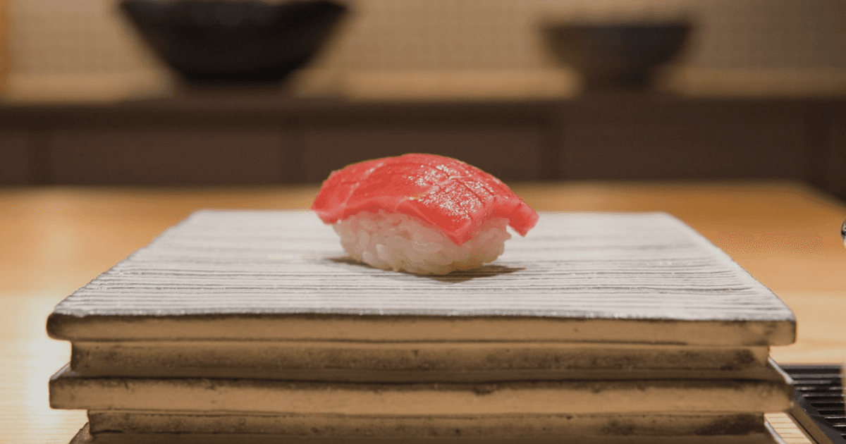 飲食店の客単価を上げたいなら、まずメニューの「見せ方」を変えよう|今日から使える設計法則