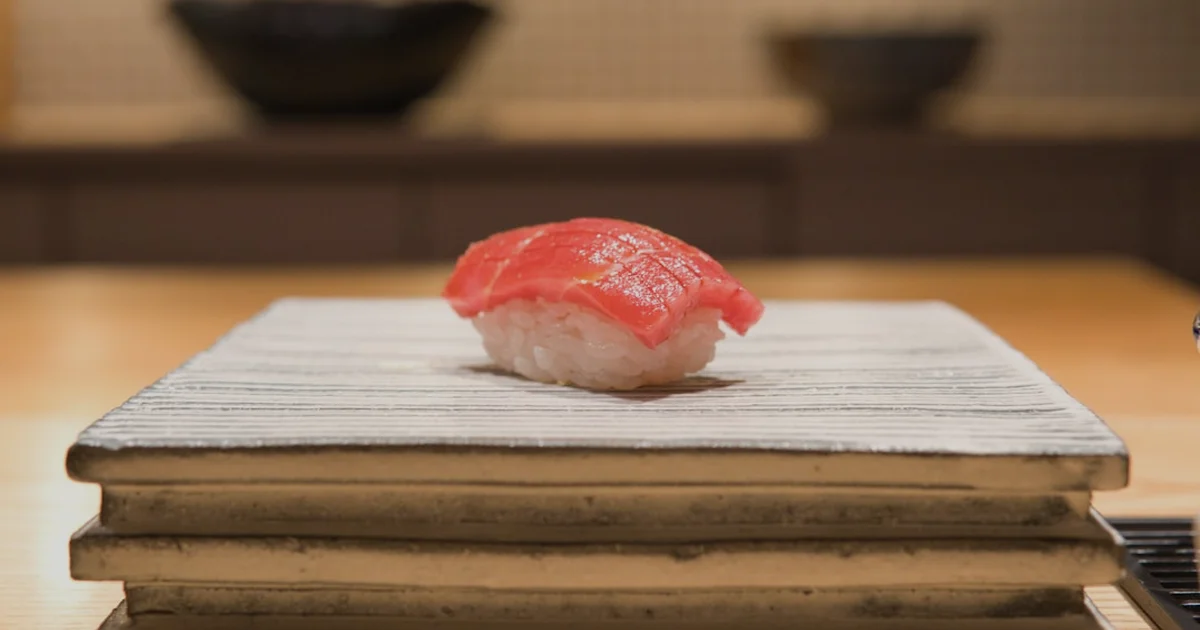 飲食店の客単価を上げたいなら、まずメニューの「見せ方」を変えよう|今日から使える設計法則