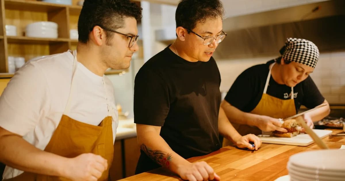 Z世代スタッフが辞めない飲食店の作り方|3軸評価とシフト管理で離職率を下げる5つの仕組み
