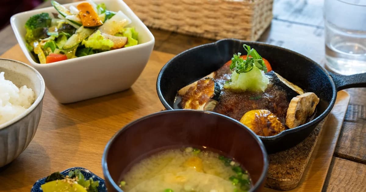 グループ客を丸ごと失わない!飲食店のハラール・ベジタリアン対応5つの実践ステップ
