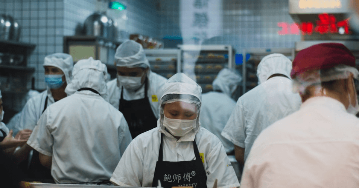 新人店長が結果を出す3つの行動軸|100人超の育成現場から学ぶマネジメント術