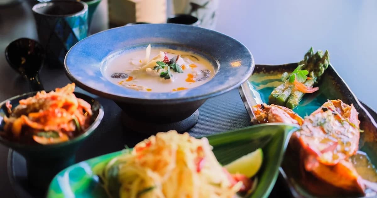 Z世代は食べログを使わない?飲食店オーナーが今すぐ始めるべき集客戦略3つ